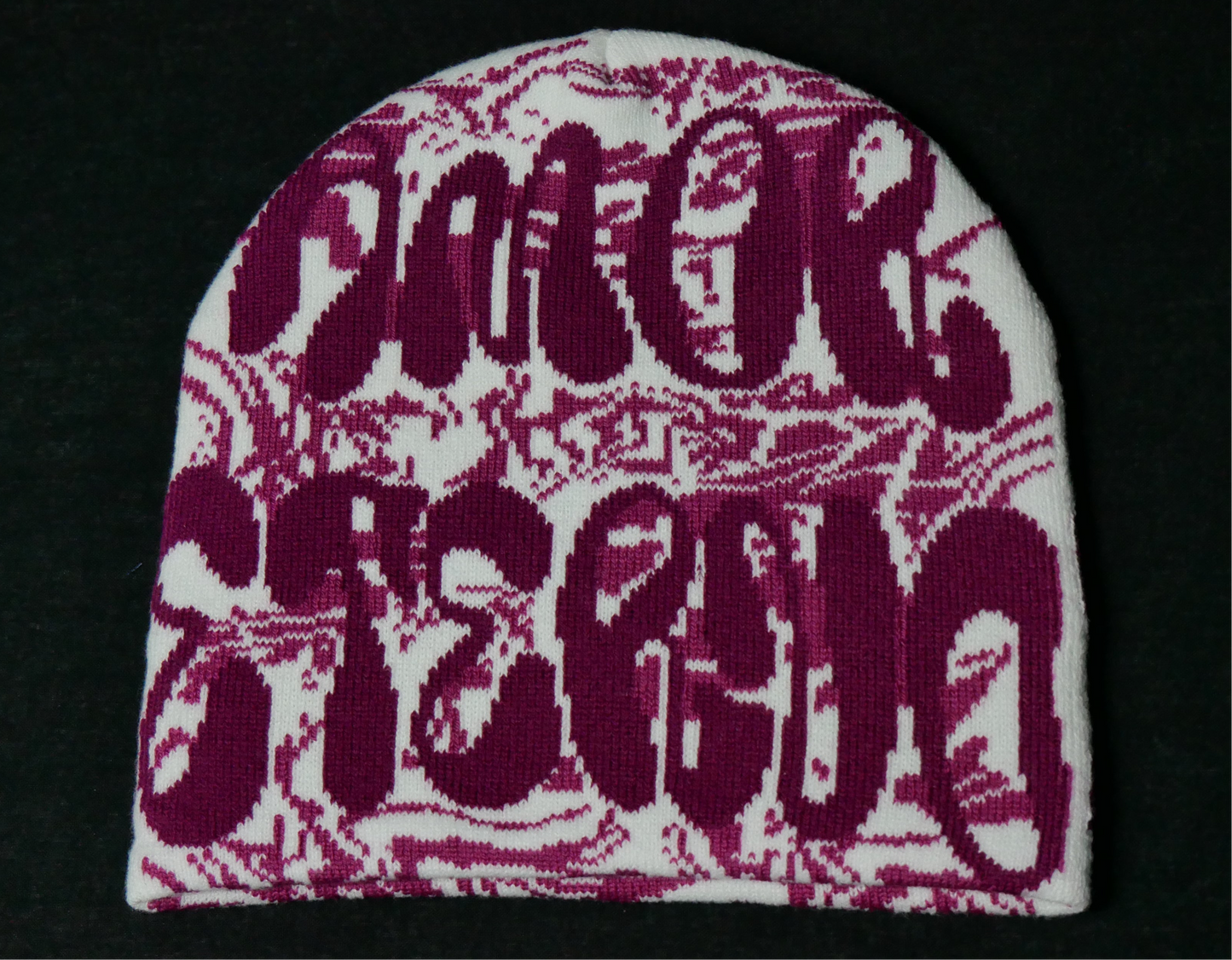 PINK Amor Eterno Beanie